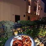 Antiche Mura Love hotel